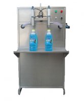 玻璃水灌裝機(jī)質(zhì)量和價(jià)格都誘人，讓您魚與熊掌